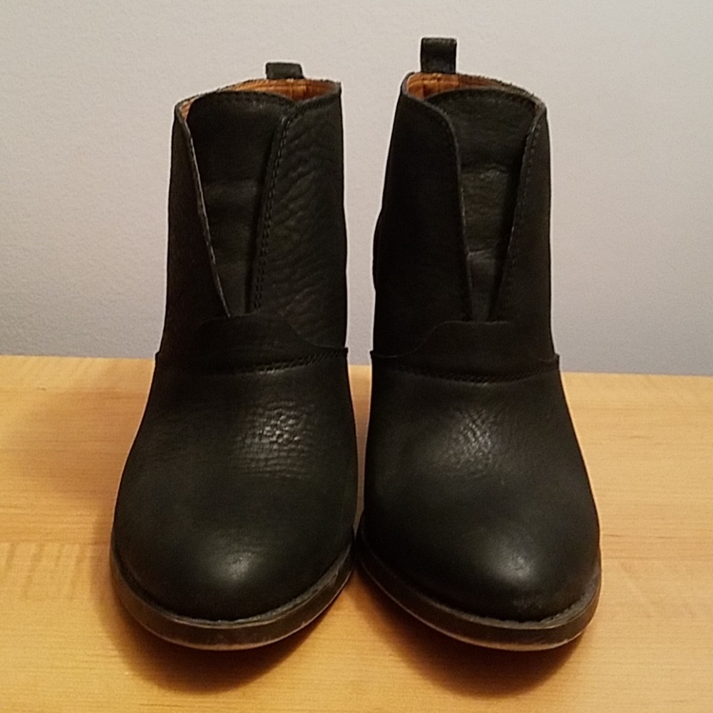 Lucky Brand booties